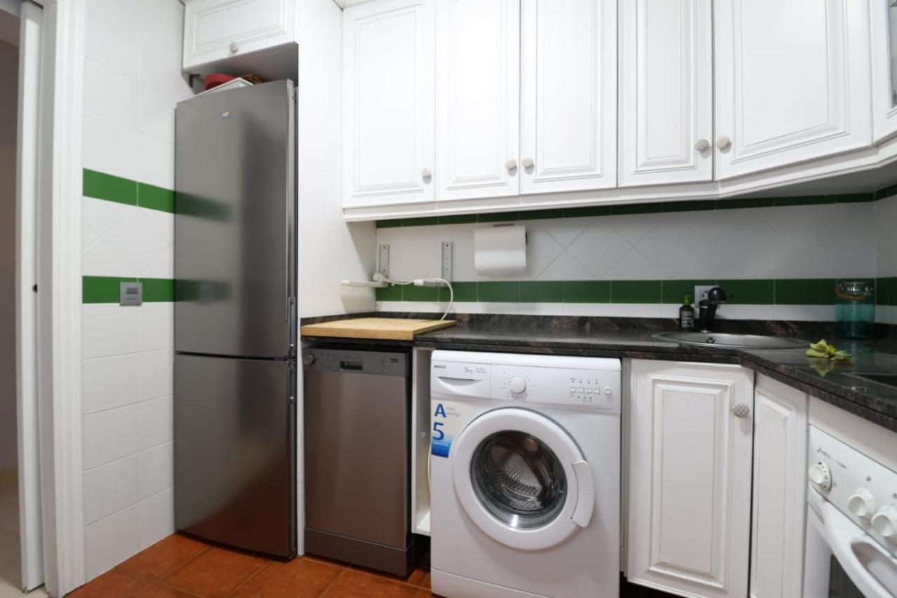 Piso En Pleno Centro De Huelva. Appartement Buitenkant foto